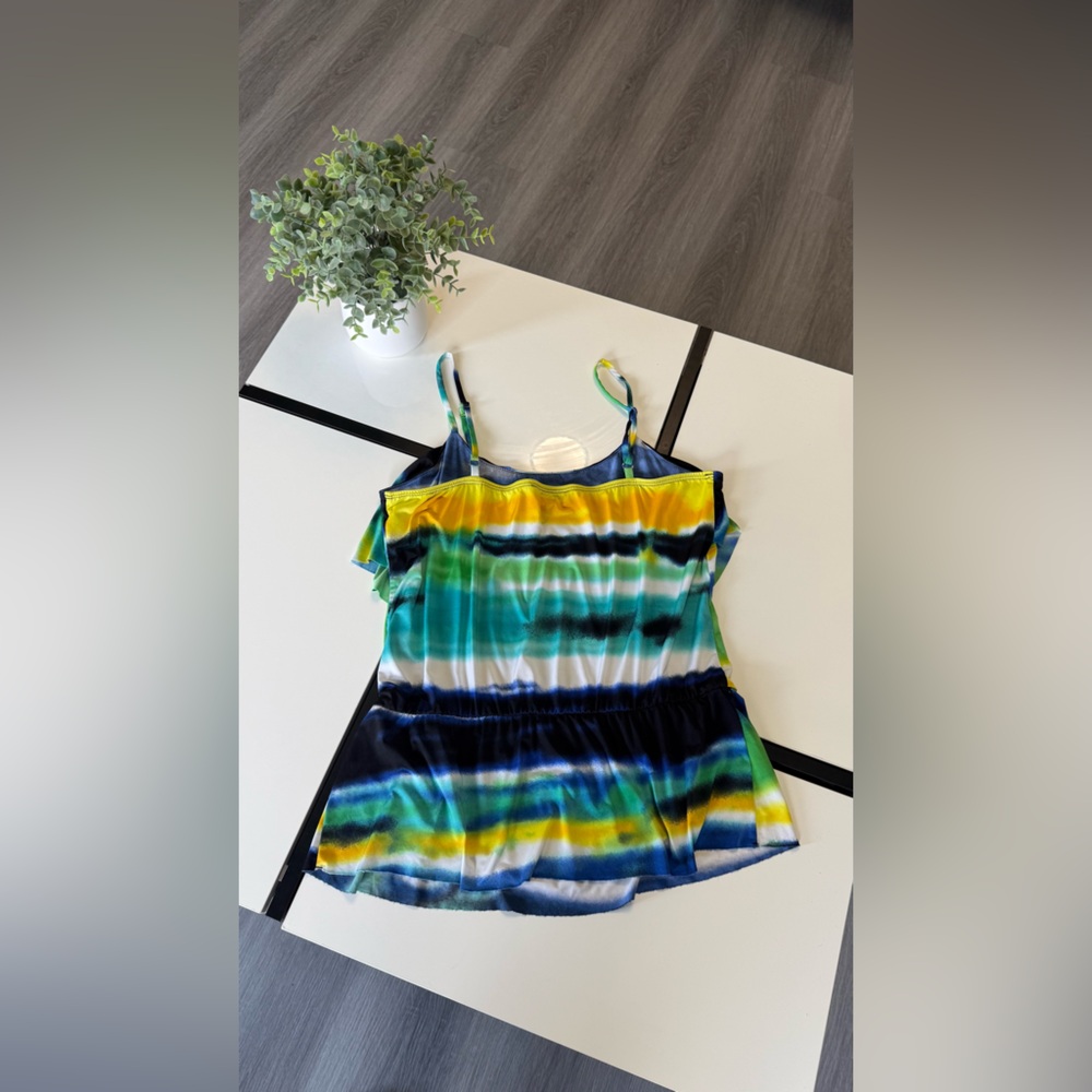 BCX Y2K Aesthetic Ruffle Tank Top - Watercolor Abstract Print - Size L - Picture 3 of 4